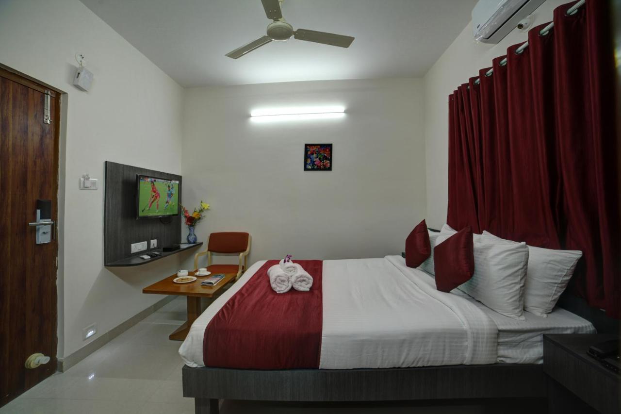 Sm Royal Suites - Hotel Near Kempegowda International Airport Bangalore Devanahalli Екстер'єр фото